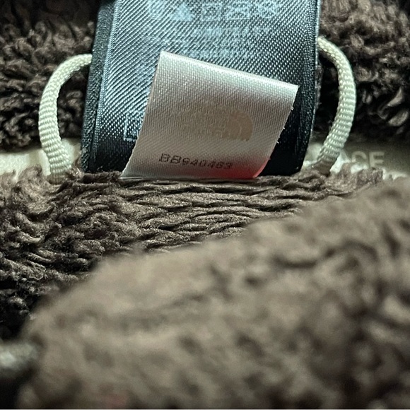 The North Face Women's Brown Full Zip Fleece Jacket Size Medium - Picture 3 of 10